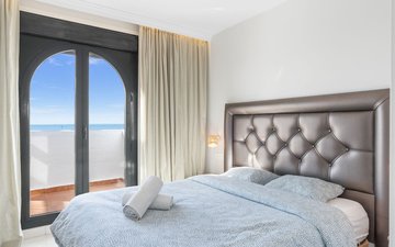 Property slide 21