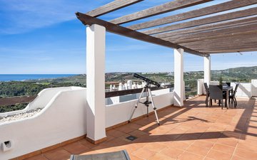 Property slide 32