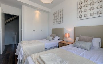 Property slide 16