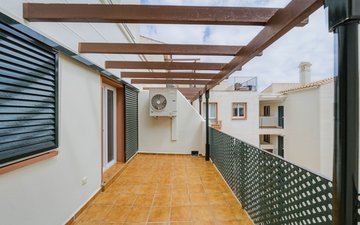 Property slide 16