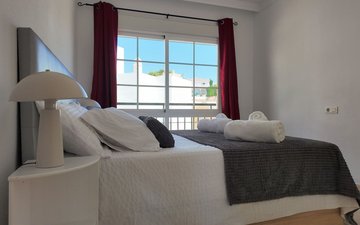 Property slide 27