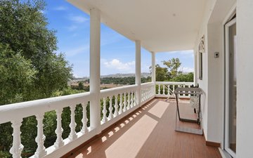 Property slide 20