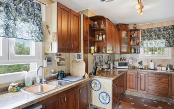 Property slide 30