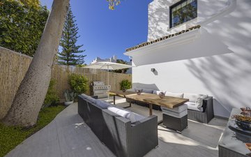 Property slide 47