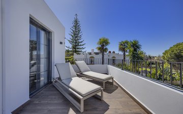 Property slide 50