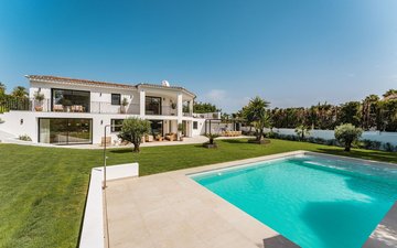 Property slide 10