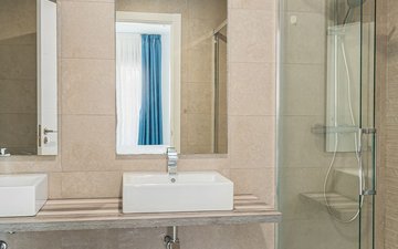 Property slide 25