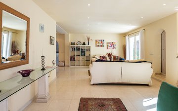 Property slide 4