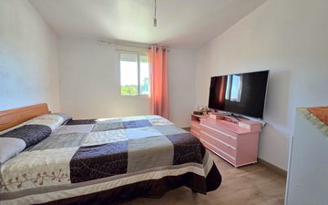 Property slide 14