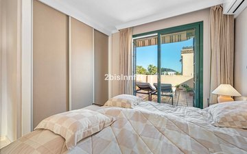 Property slide 10