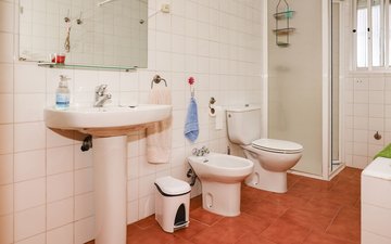 Property slide 25