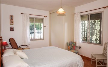 Property slide 29