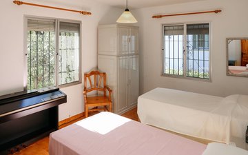 Property slide 35