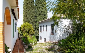 Property slide 42