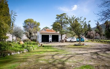 Property slide 50