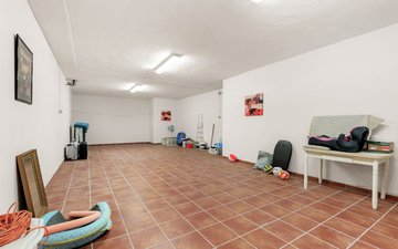 Property slide 18