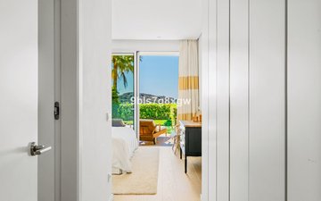 Property slide 20