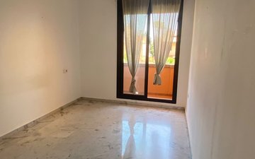 Property slide 18