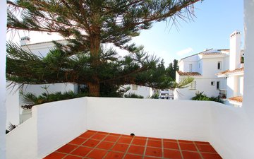 Property slide 22
