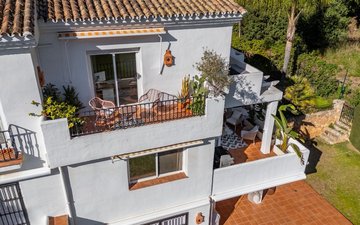 Property slide 25