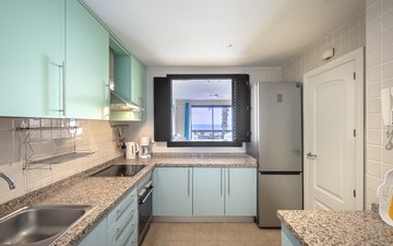 Property slide 10