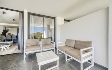 Property slide 16