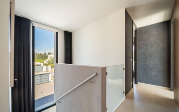 Property slide 30