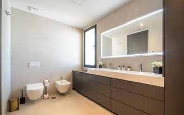 Property slide 33