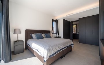 Property slide 34