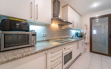 Property slide 22