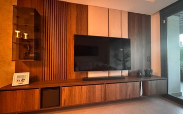 Property slide 17