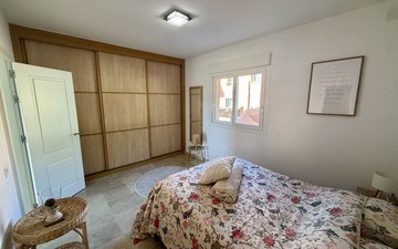 Property slide 18