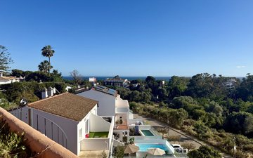 Property slide 28