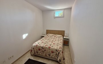 Property slide 9