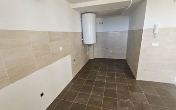 Property slide 22