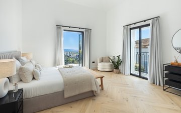 Property slide 14