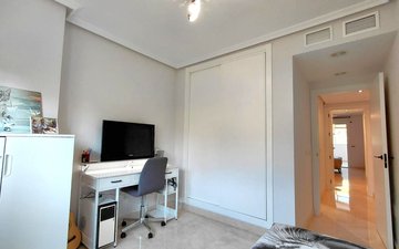 Property slide 20