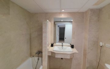 Property slide 22