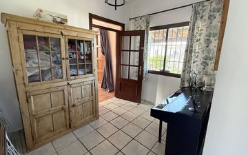 Property slide 14