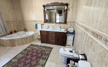 Property slide 18
