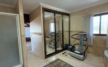 Property slide 19
