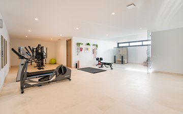 Property slide 23