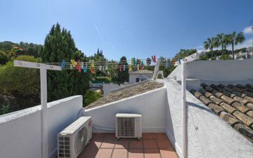 Property slide 33