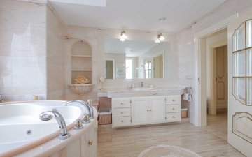 Property slide 17