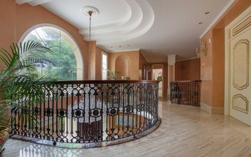 Property slide 19