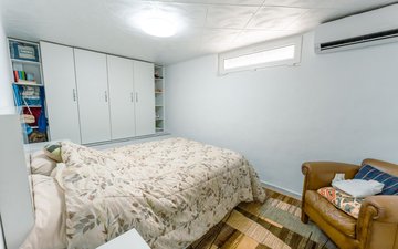 Property slide 20
