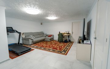 Property slide 21