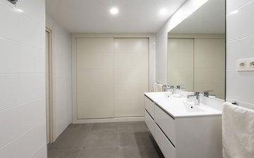 Property slide 18