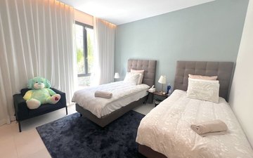 Property slide 16