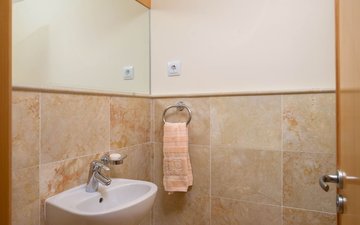 Property slide 19
